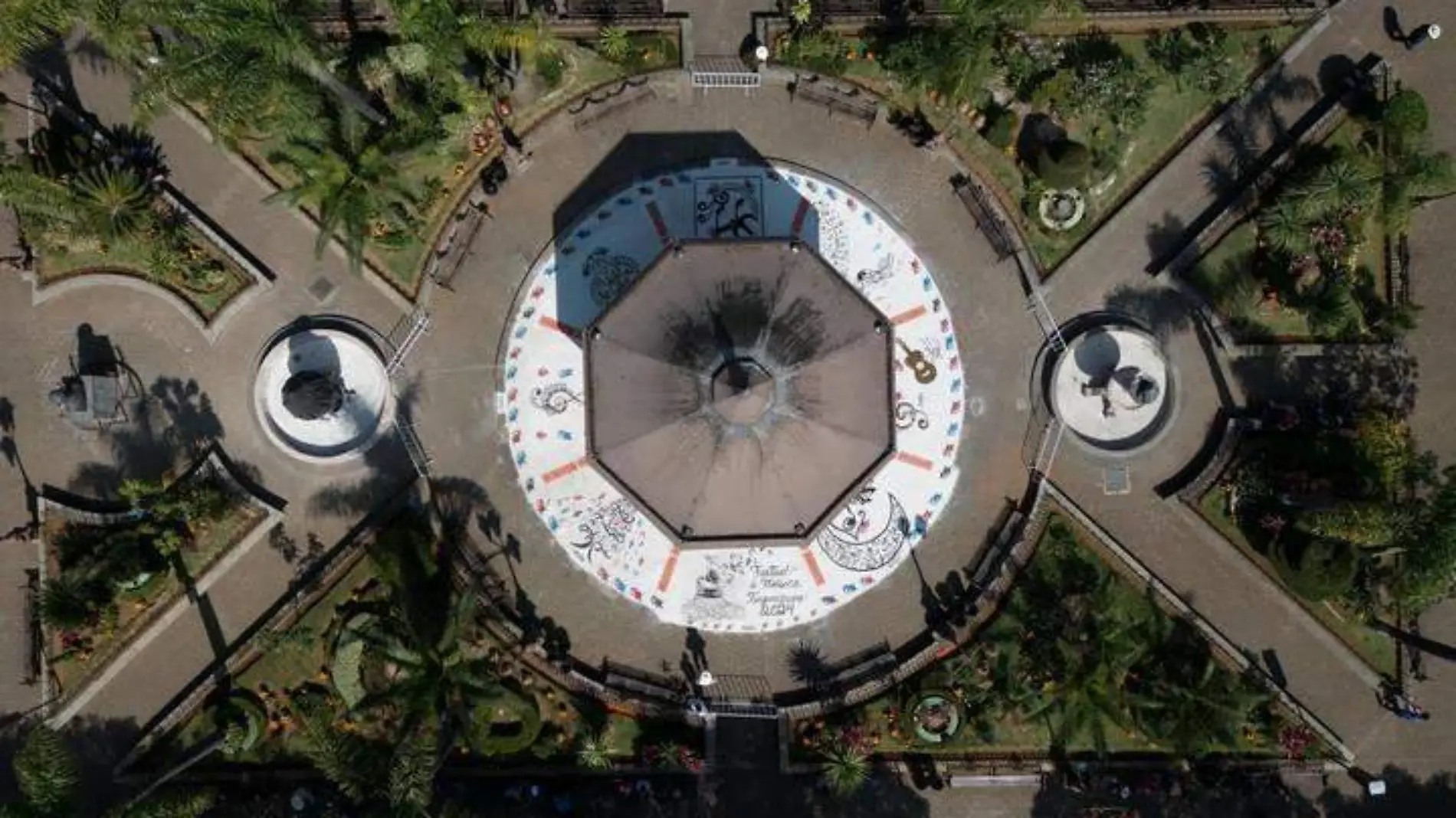 Plaza de Tangancícuaro